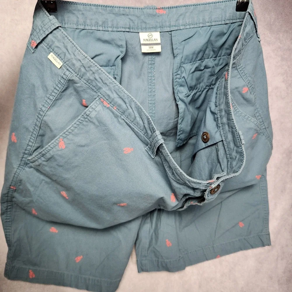 Magellan Outdoors Mens 38 Blue Lobster Print All Over Chino Shorts Casual Summer